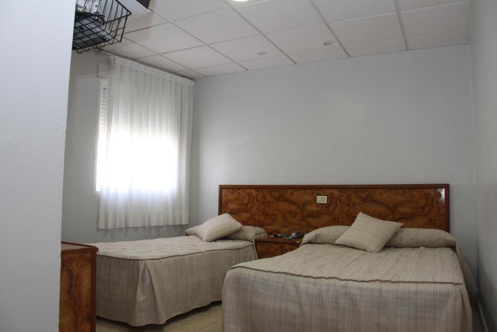 Hotel Trabuco Santiago De La Ribera Kamer foto