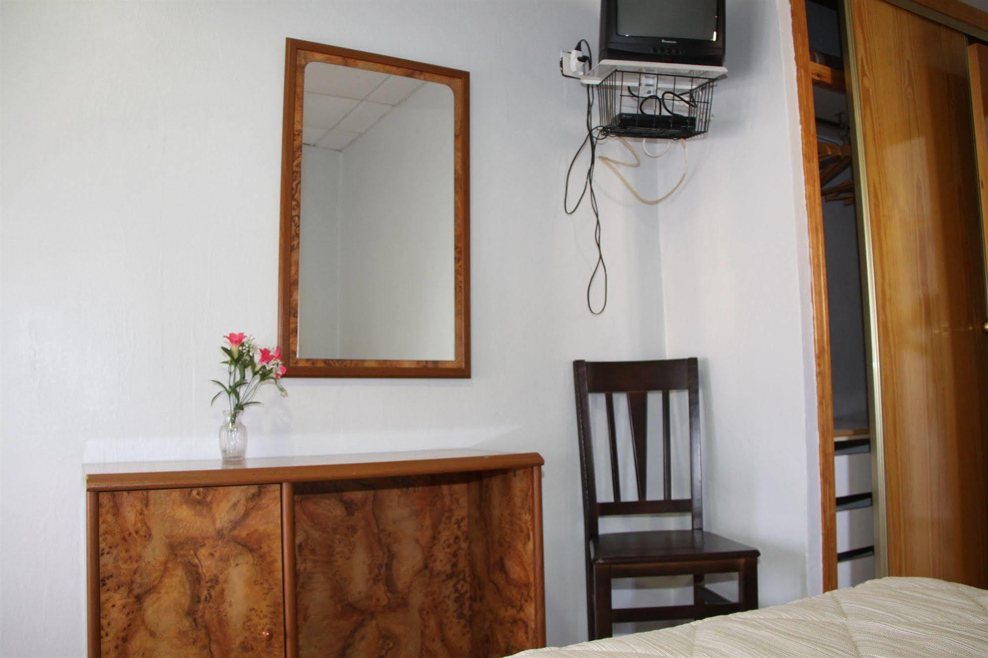 Hotel Trabuco Santiago De La Ribera Buitenkant foto